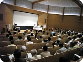 カラスフォーラム2005の写真