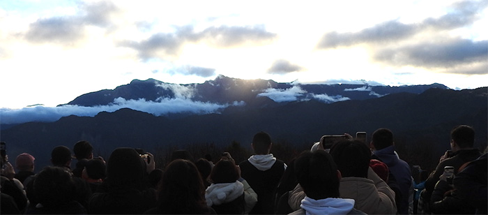 台湾は3000m峰が269座もある山の国