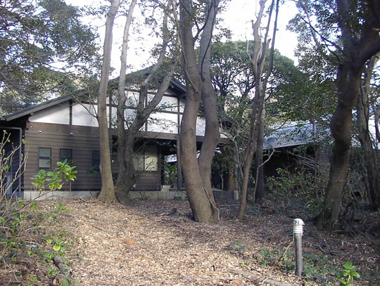 Miyake Nature (Fureai) Center, Akakokko-kan