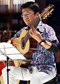 高田 泰久 Yasuhisa TAKADA(ギター)