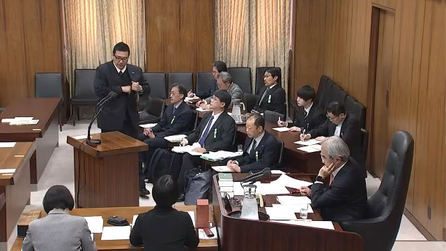 意見陳述のようす