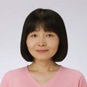 講師:栗岡理子氏顔写真