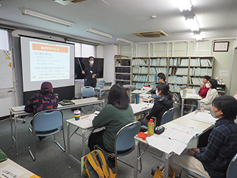 室内講義の様子 