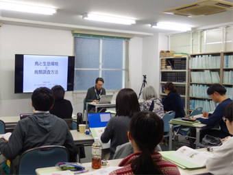 室内講義の様子