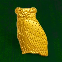 金色のシマフクロウ